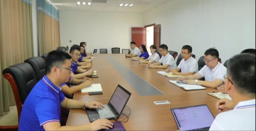 ר������������ ���¸����·�չ ���� �Ϻ����������豸���޹�˾��ҵ���